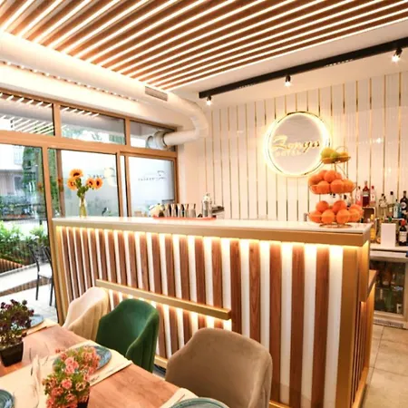 Sunny Design Avalon Apartment